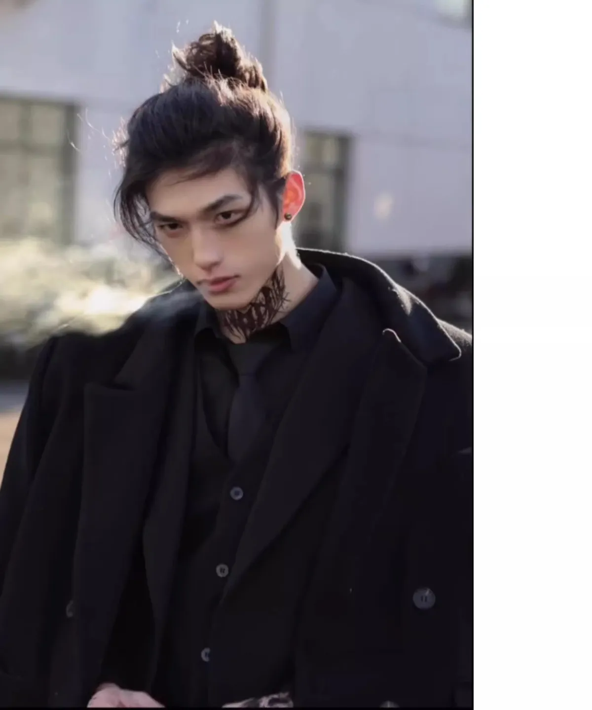 Men's Black Double-Breasted Suit Jacket - High-End Formal & Casual Slim Fit Blazer for Spring showcase 4