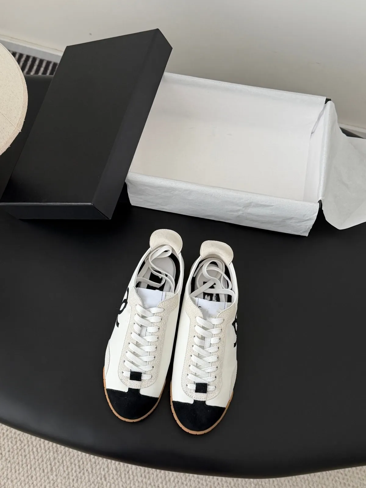 2025 New French Style Women's Genuine Leather Colorblock Casual Sneakers - Comfortable Low-Top Fashion Sports Shoes showcase 14