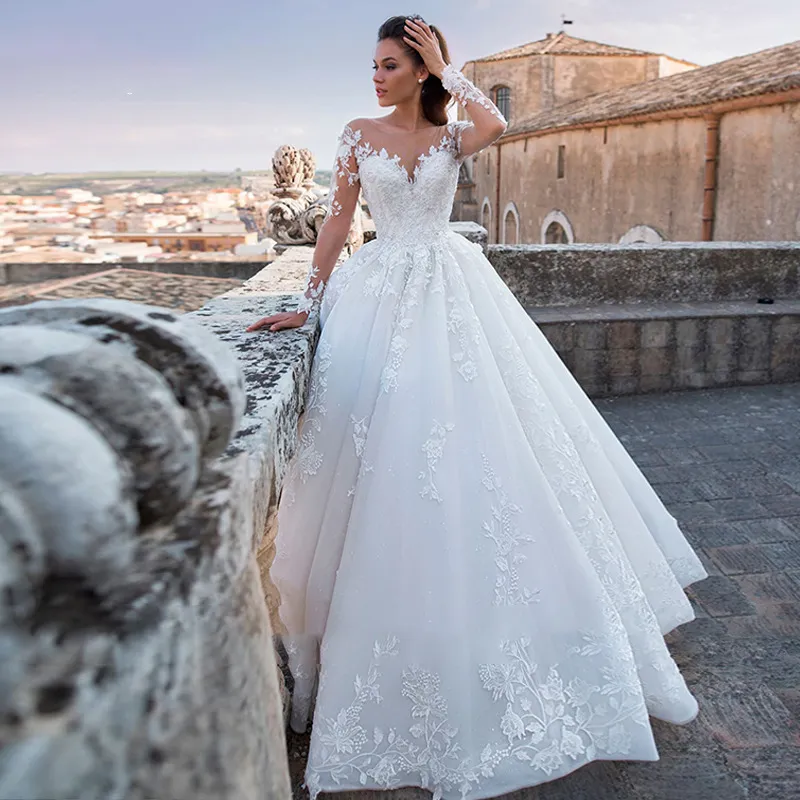 Elegant V-Neck Tulle Wedding Dress with Long Sleeves and Large Train - Retro Sexy Bridal Gown for Special Occasions thumbnail 3