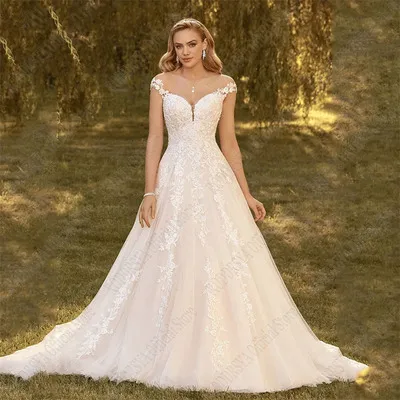Elegant V-Neck Tulle Wedding Dress with Long Sleeves and Large Train - Retro Sexy Bridal Gown for Special Occasions showcase 15
