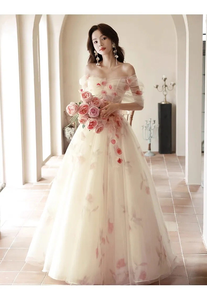 Elegant Off-Shoulder Wedding Dress 2026 Princess Style Host Performance Gown for Special Occasions showcase 16