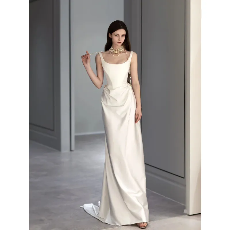 Elegant Satin Long Sleeve Wedding Dress for Banquet, Bridal Gown, Empress Dowager Inspired Design, Formal Evening Party Attire - Image 2