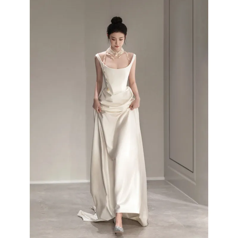 Elegant Satin Long Sleeve Wedding Dress for Banquet, Bridal Gown, Empress Dowager Inspired Design, Formal Evening Party Attire - Image 3
