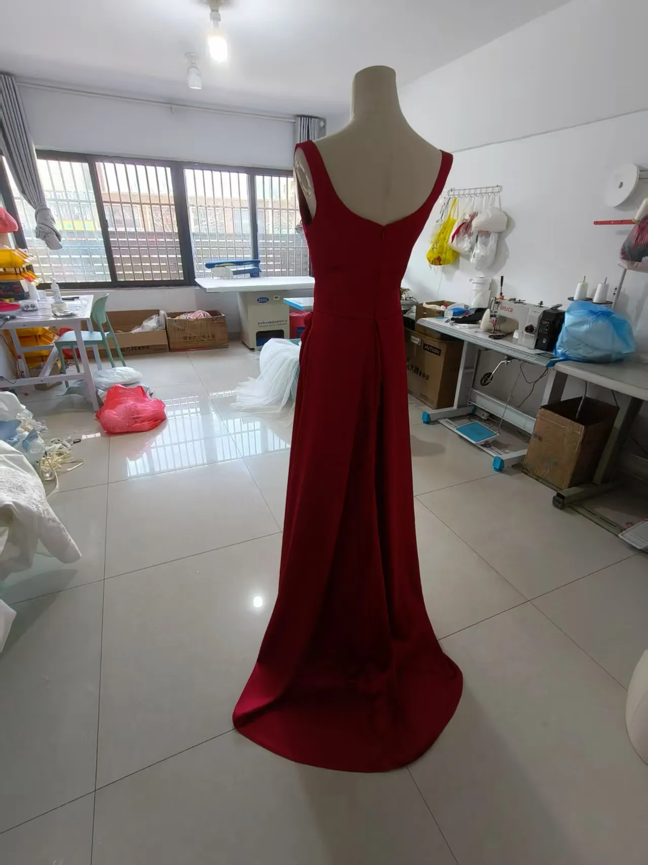 Elegant Satin Long Sleeve Wedding Dress for Banquet, Bridal Gown, Empress Dowager Inspired Design, Formal Evening Party Attire - Image 6