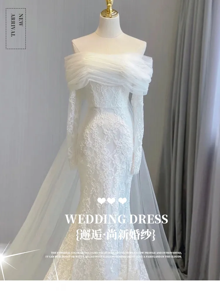 Elegant Off-Shoulder Fishtail Lace Wedding Dress - Bridal Gown with French Super Fairy Design for Special Occasions showcase 1