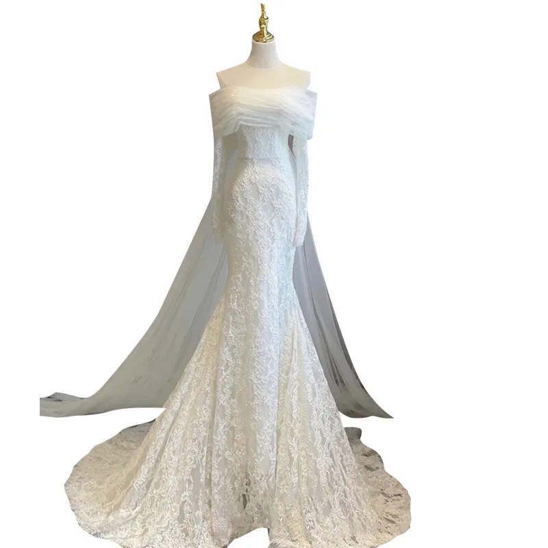 Elegant Off-Shoulder Fishtail Lace Wedding Dress - Bridal Gown with French Super Fairy Design for Special Occasions thumbnail 5