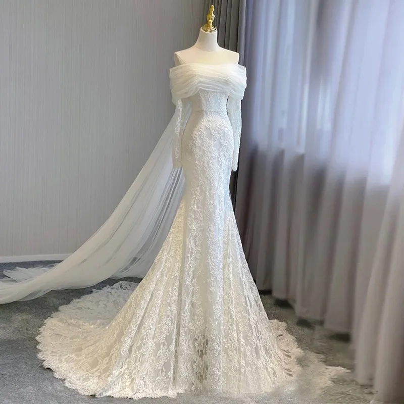 Elegant Off-Shoulder Fishtail Lace Wedding Dress - Bridal Gown with French Super Fairy Design for Special Occasions thumbnail 2