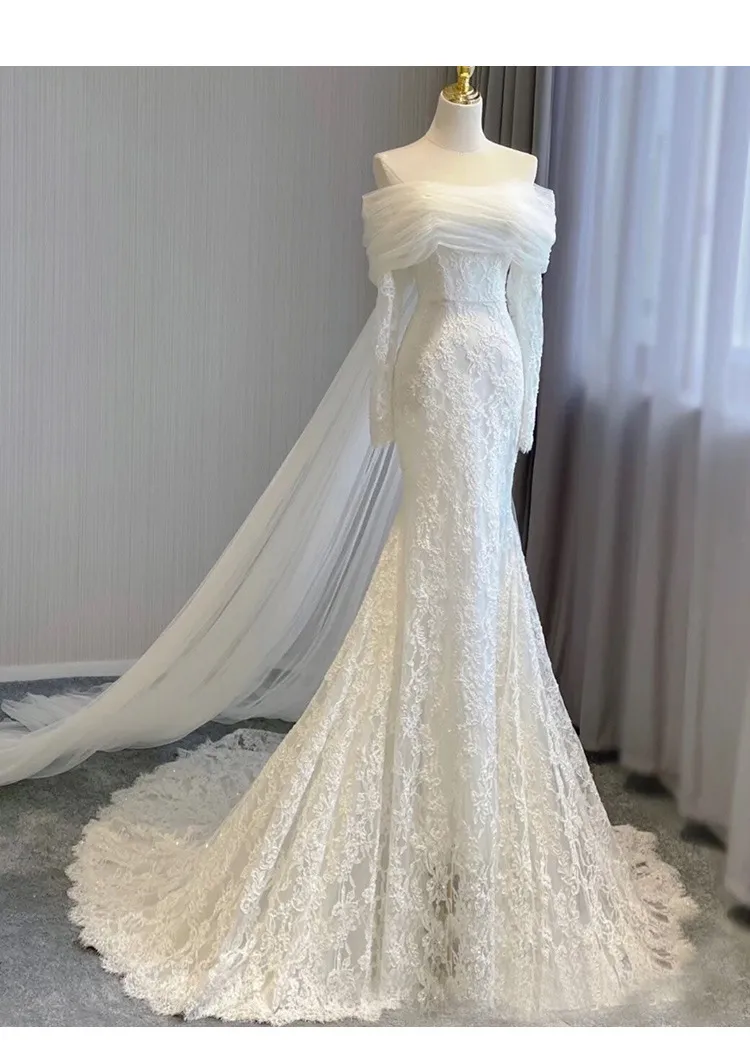 Elegant Off-Shoulder Fishtail Lace Wedding Dress - Bridal Gown with French Super Fairy Design for Special Occasions showcase 9