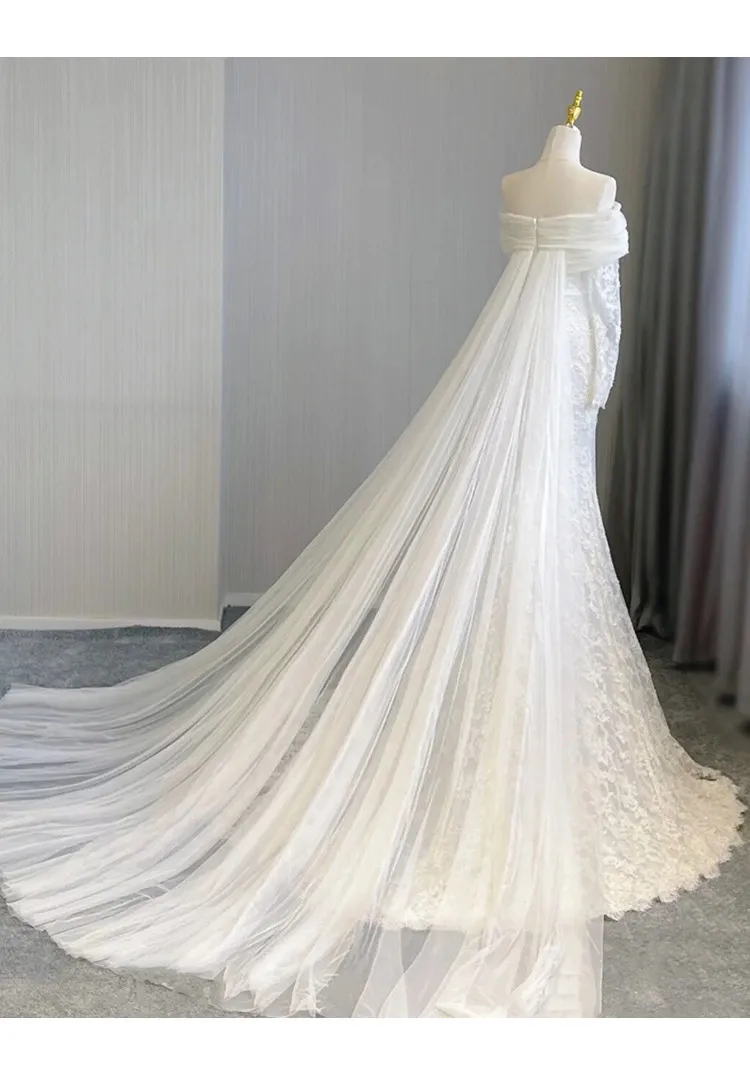 Elegant Off-Shoulder Fishtail Lace Wedding Dress - Bridal Gown with French Super Fairy Design for Special Occasions showcase 13
