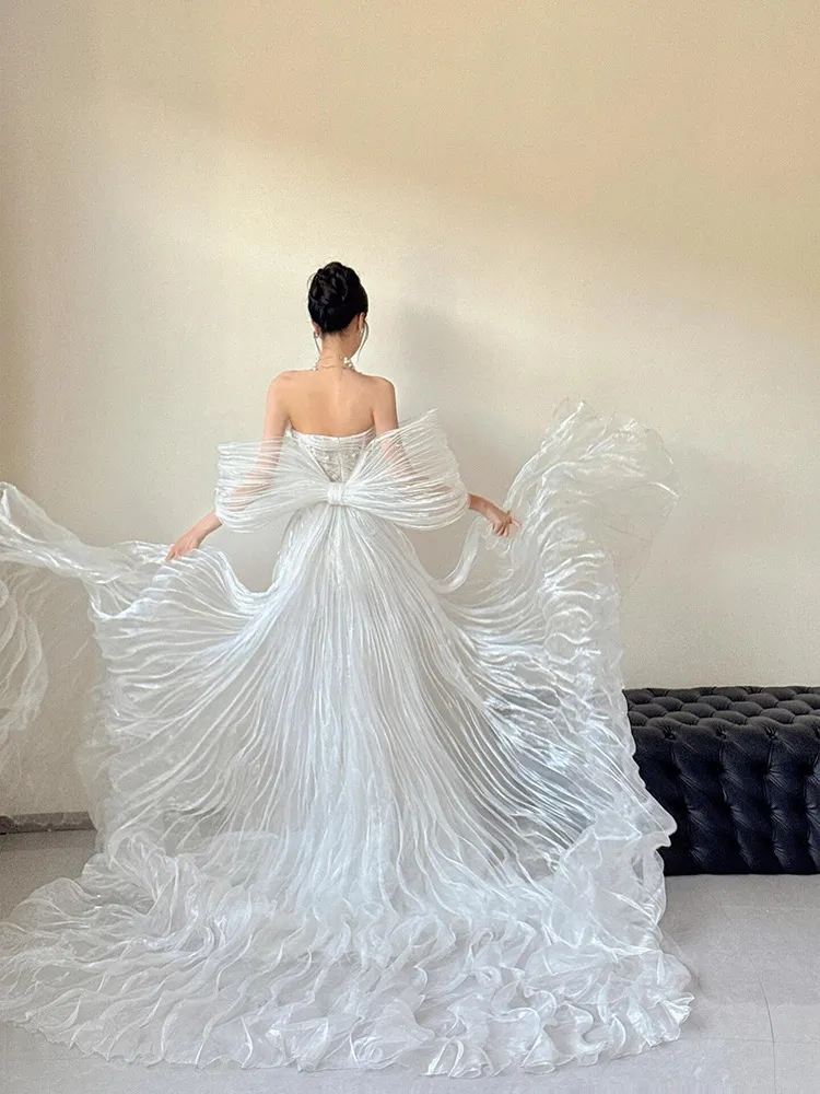 Elegant White Flowing Tulle Evening Gown with Heavy Craftsmanship, Light Luxury Niche Design, Off-Shoulder Mermaid Wedding Dress for Engagement and Bride's Toast showcase 7