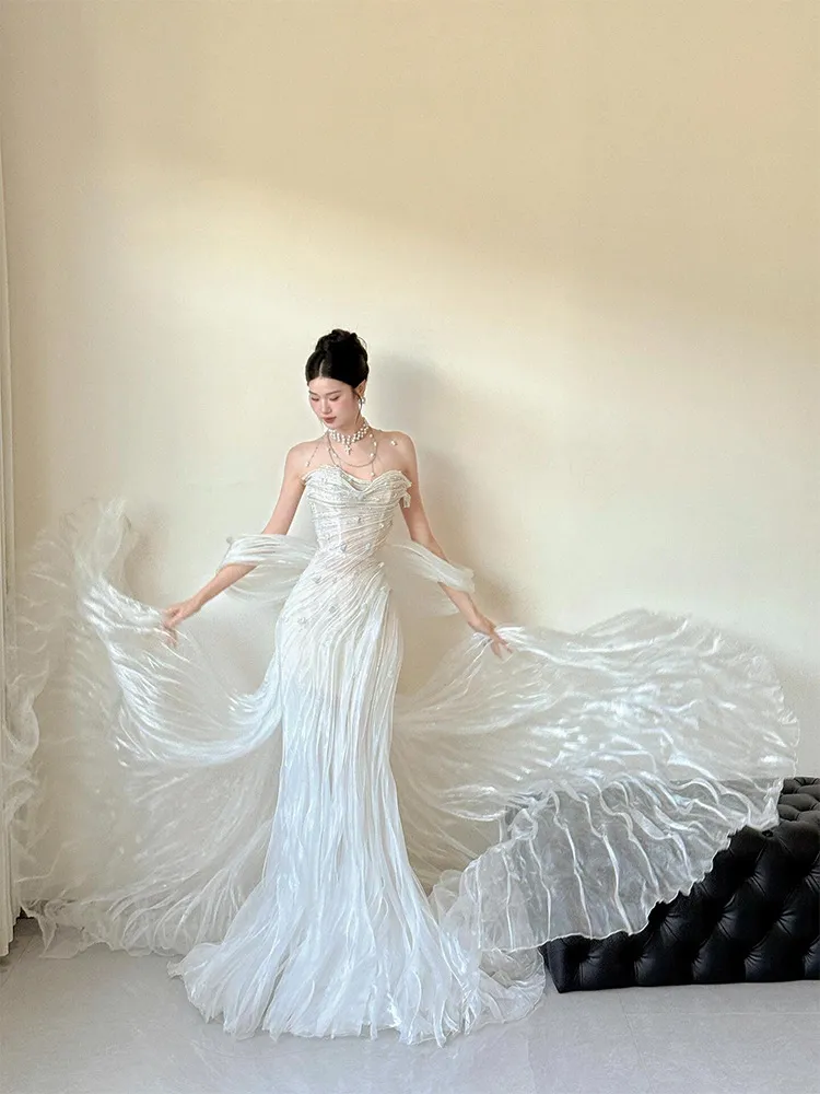 Elegant White Flowing Tulle Evening Gown with Heavy Craftsmanship, Light Luxury Niche Design, Off-Shoulder Mermaid Wedding Dress for Engagement and Bride's Toast showcase 4