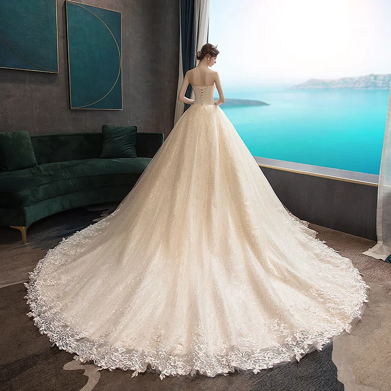 Elegant Strapless Slimming Wedding Dress 2026 Forest Style Bride Gown with Trailing Hem for a Simple and Chic Bridal Look - Image 4
