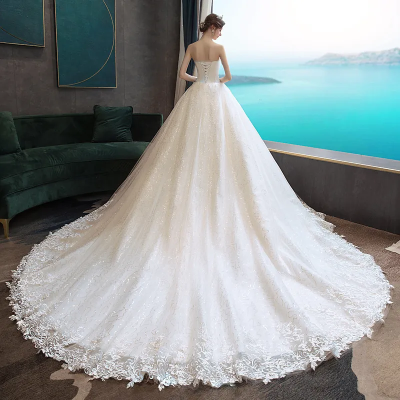 Elegant Strapless Slimming Wedding Dress 2026 Forest Style Bride Gown with Trailing Hem for a Simple and Chic Bridal Look - Image 6