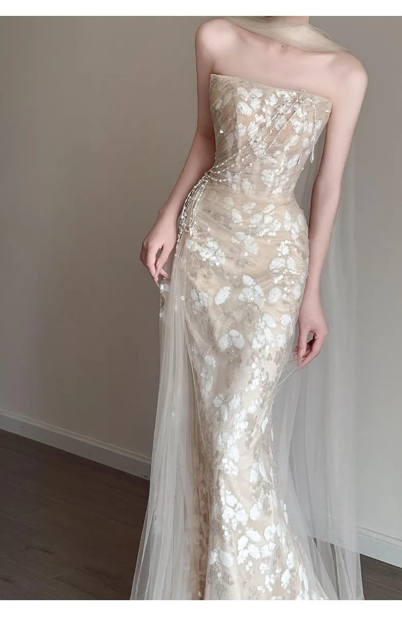 Elegant Strapless Fishtail Wedding Dress for Photoshoots & Evening Events - Light Luxury French Style Waist-Cinching Design showcase 16
