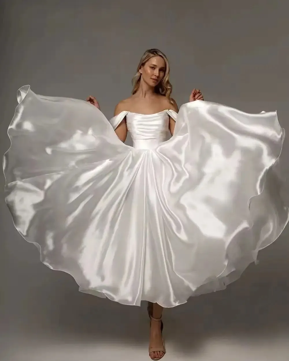 Elegant Lace-Up A-Line Wedding Dress Short Mini Skirt Bridal Gown for Parties and Special Occasions showcase 4