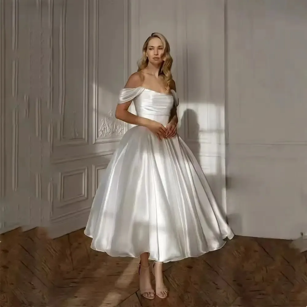 Elegant Lace-Up A-Line Wedding Dress Short Mini Skirt Bridal Gown for Parties and Special Occasions showcase 6