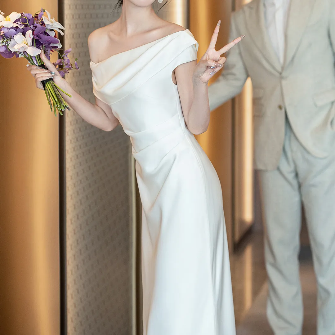 Elegant French Style Off-Shoulder Wedding Dress for Women - 2026 New Model High-End Engagement & Registration White Gown showcase 4