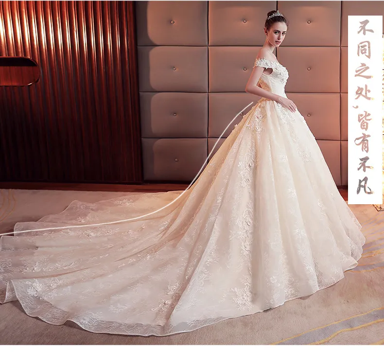 Champagne Off-the-Shoulder Wedding Dress with Train, 2026 Spring Plus-Size Korean Style Simple Floor-Length Bridal Gown for Elegant Ceremonies showcase 7