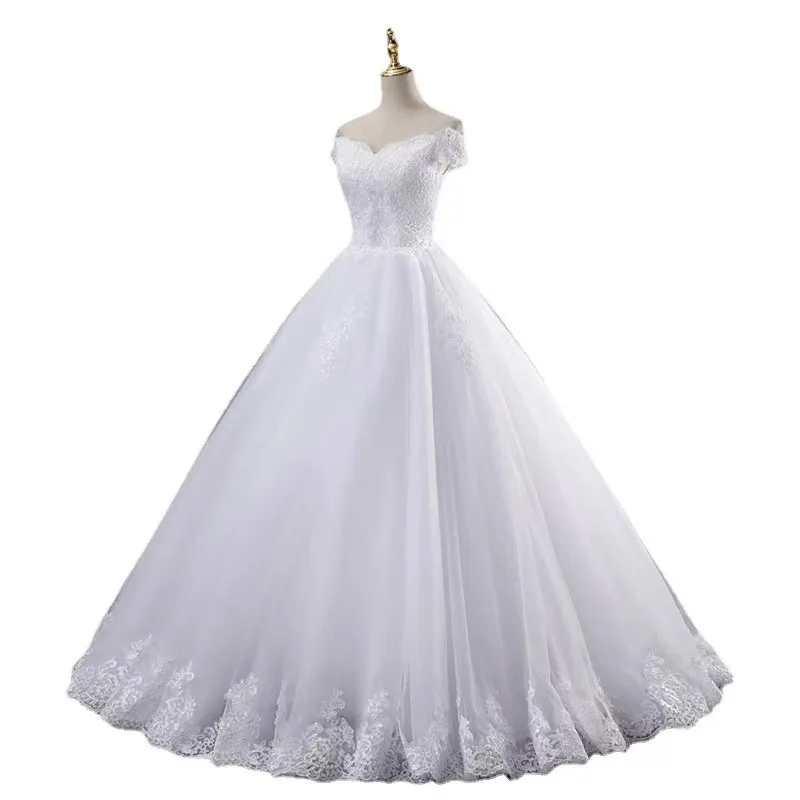 Elegant White Bridal Wedding Dress with Train, Slim Fit, Unique Design for Brides - Perfect for Special Occasions thumbnail 5