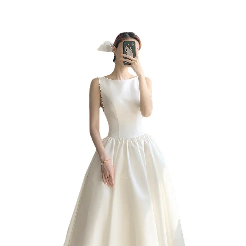 Elegant White Satin Slim-Fit Wedding Dress 2026 Model - Chic Evening Gown for Socialite Banquets, Parties, Graduations, and Travel Photoshoots thumbnail 5