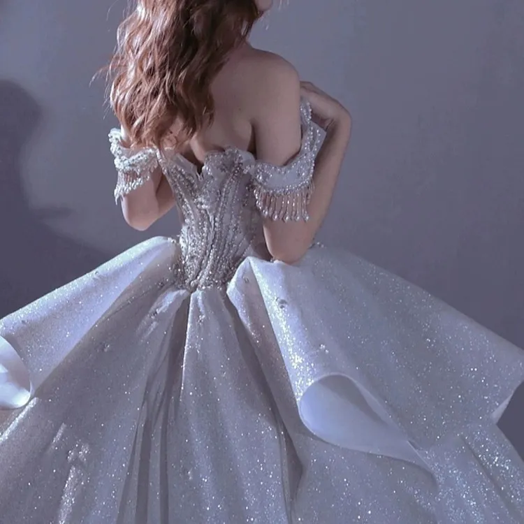 Luxury French One-Shoulder Starry Sky Wedding Dress for Women - 2025 New Bride, Palace Style, Heavy Industry Embellishment, Elegant Evening Gown thumbnail 2