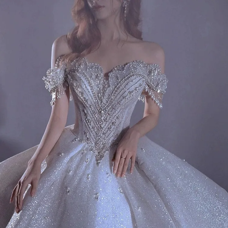Luxury French One-Shoulder Starry Sky Wedding Dress for Women - 2025 New Bride, Palace Style, Heavy Industry Embellishment, Elegant Evening Gown thumbnail 3