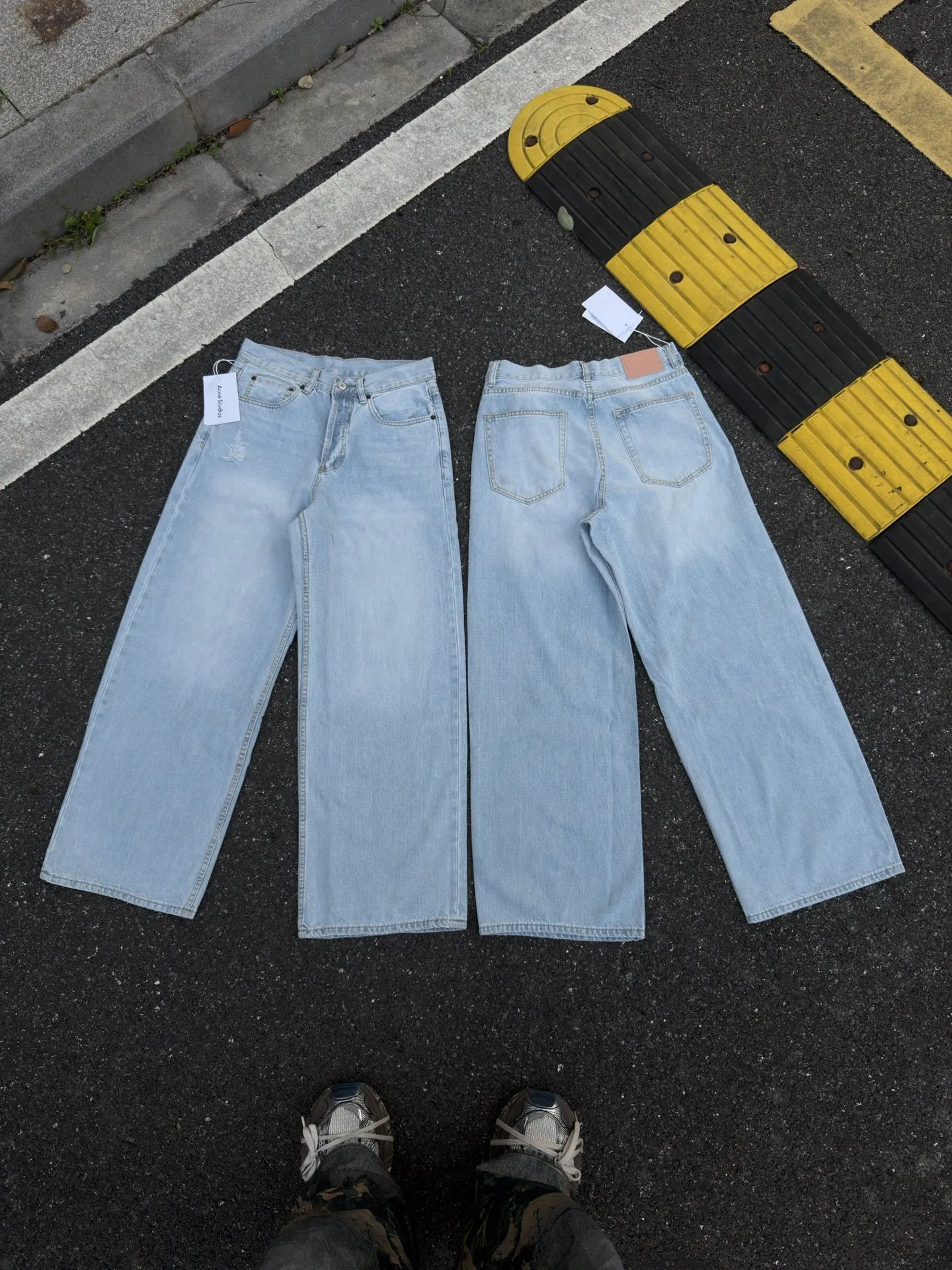 1981 Straight Light Blue
