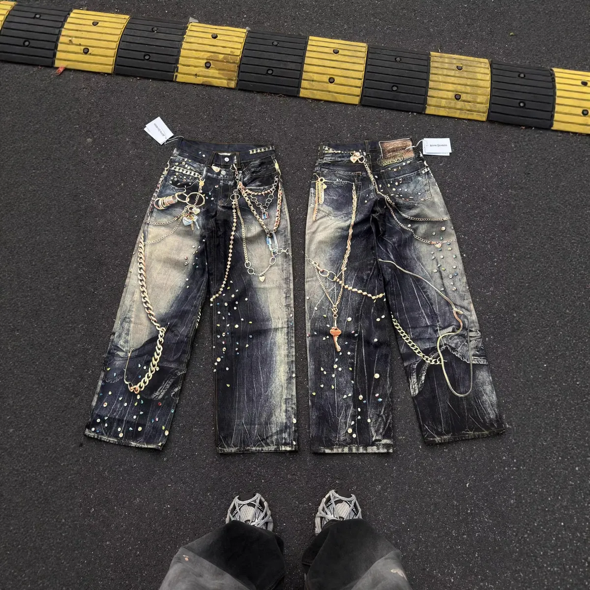 Men's & Women's High Version Ripped Jeans - Hand-Painted Splash-Ink 3D Graffiti Water Ripple Loose Wide-Leg Denim Pants showcase 4