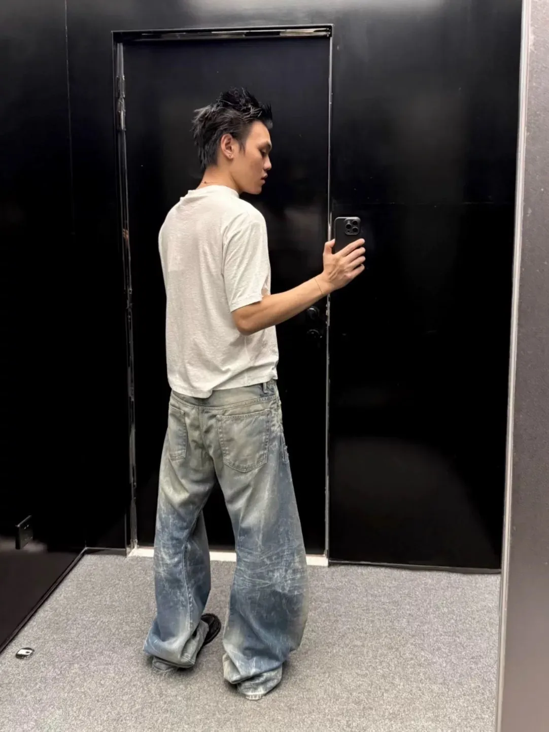 Men's & Women's High Version Ripped Jeans - Hand-Painted Splash-Ink 3D Graffiti Water Ripple Loose Wide-Leg Denim Pants showcase 11