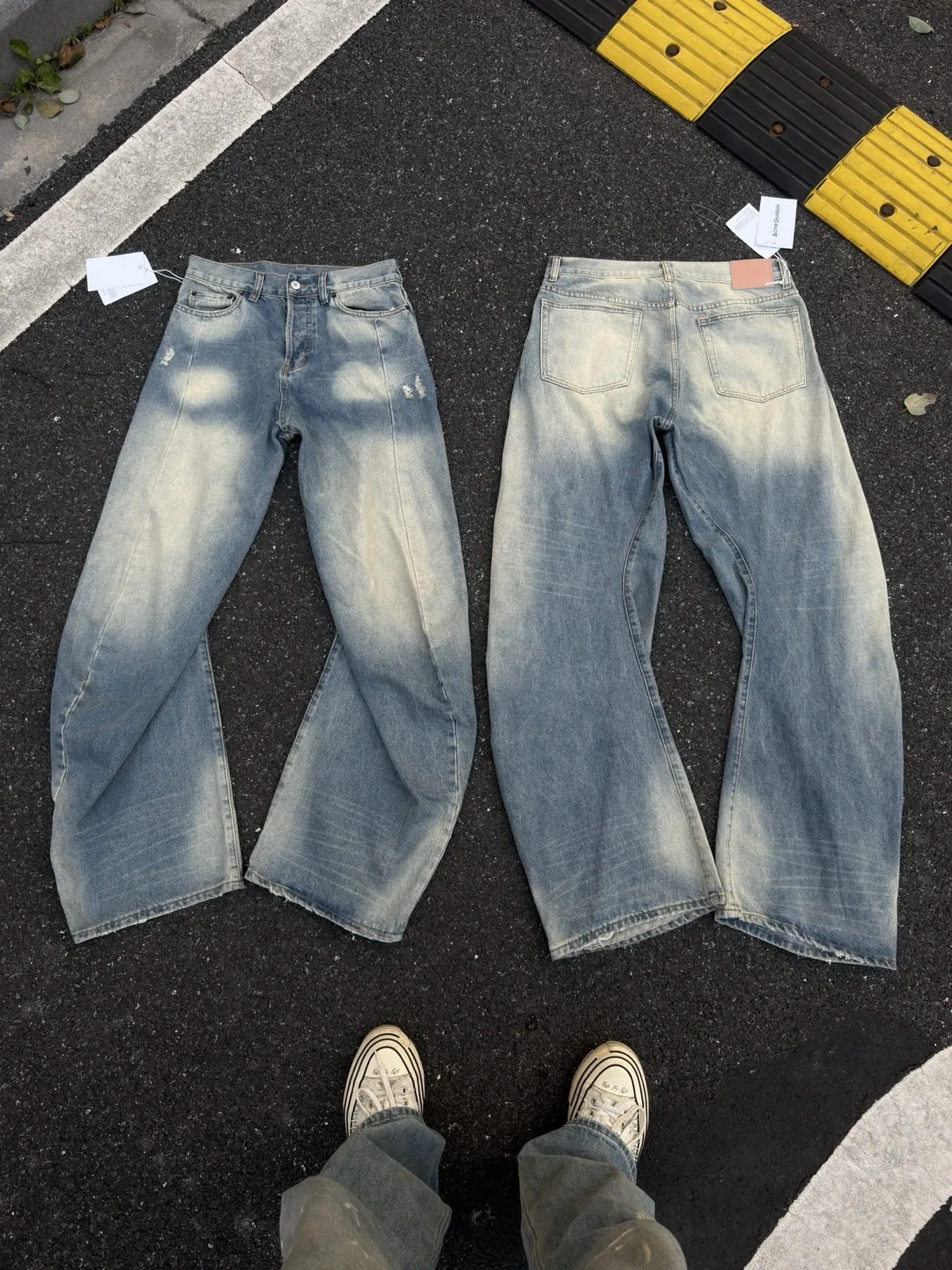 Men's & Women's High Version Ripped Jeans - Hand-Painted Splash-Ink 3D Graffiti Water Ripple Loose Wide-Leg Denim Pants showcase 12