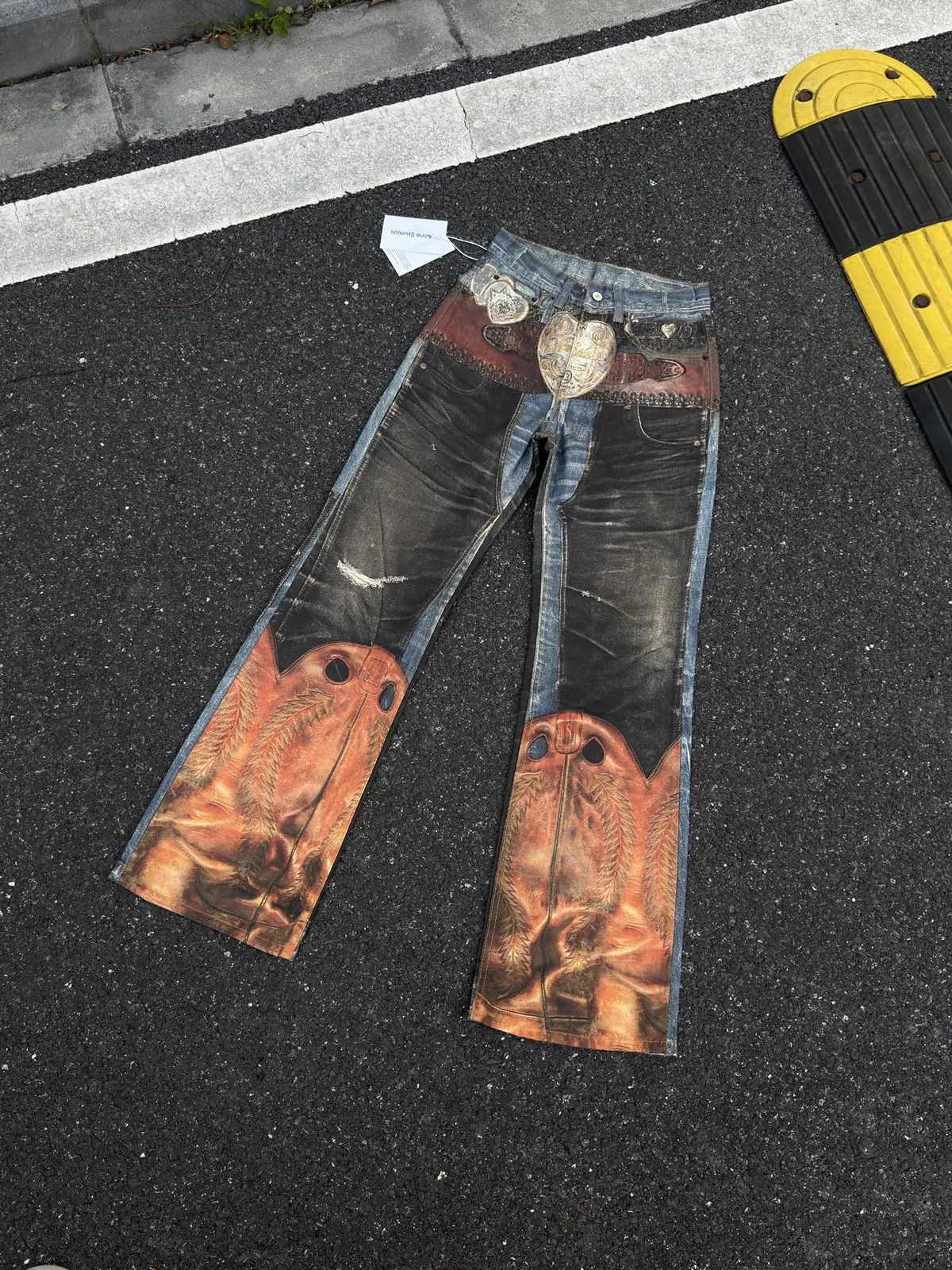 Men's & Women's High Version Ripped Jeans - Hand-Painted Splash-Ink 3D Graffiti Water Ripple Loose Wide-Leg Denim Pants showcase 16