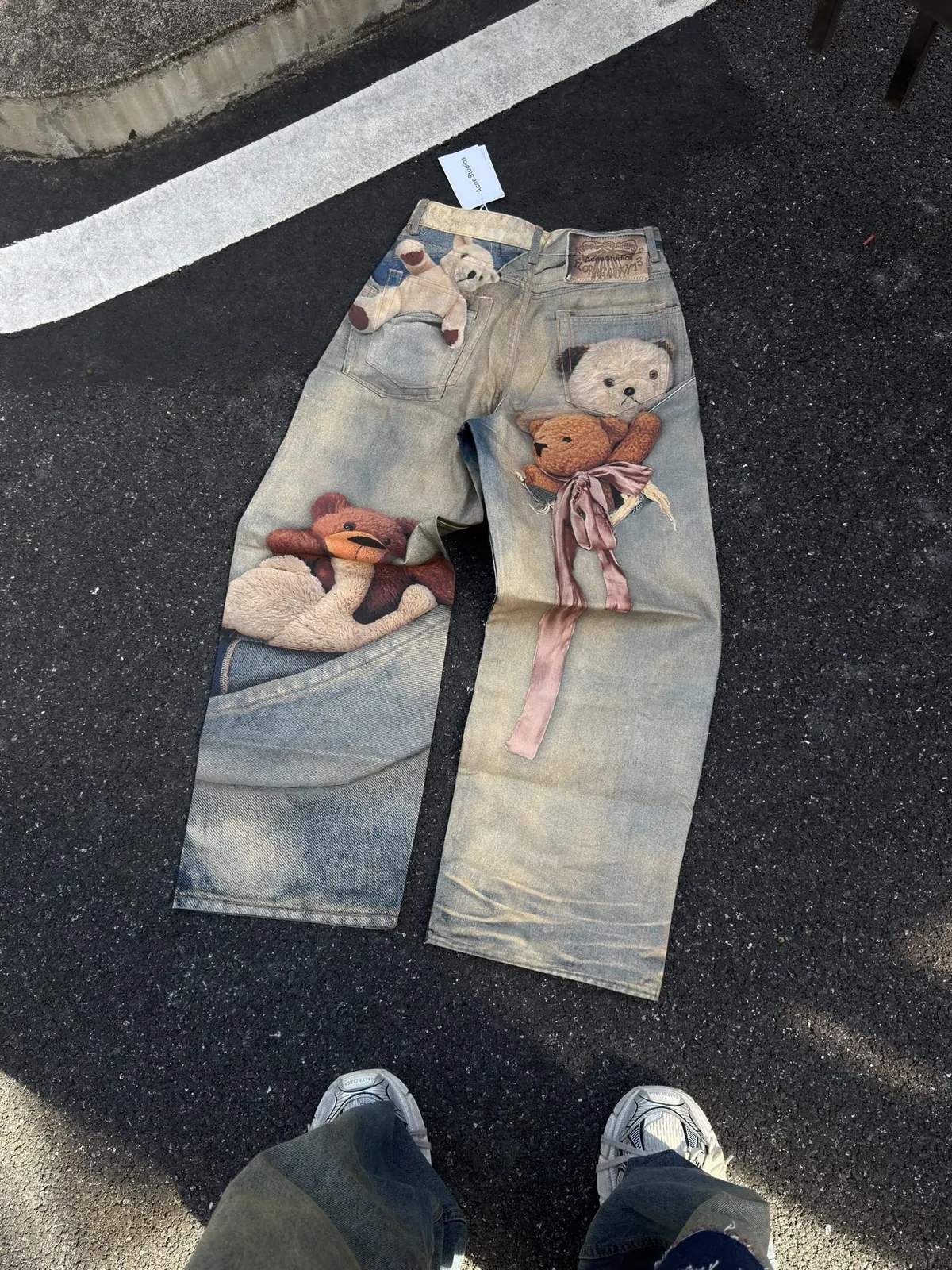 Men's & Women's High Version Ripped Jeans - Hand-Painted Splash-Ink 3D Graffiti Water Ripple Loose Wide-Leg Denim Pants showcase 10