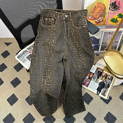 Men's Retro Leopard Print Wide Leg Jeans - Trendy High Street Loose Fit Straight Casual Long Pants for Streetwear