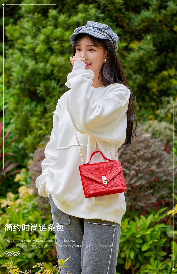 2024 Korean Fashion Versatile Women's Small Square Bag with Lock Chain, Shoulder Crossbody Handbag, Multiple Colors Available showcase 5