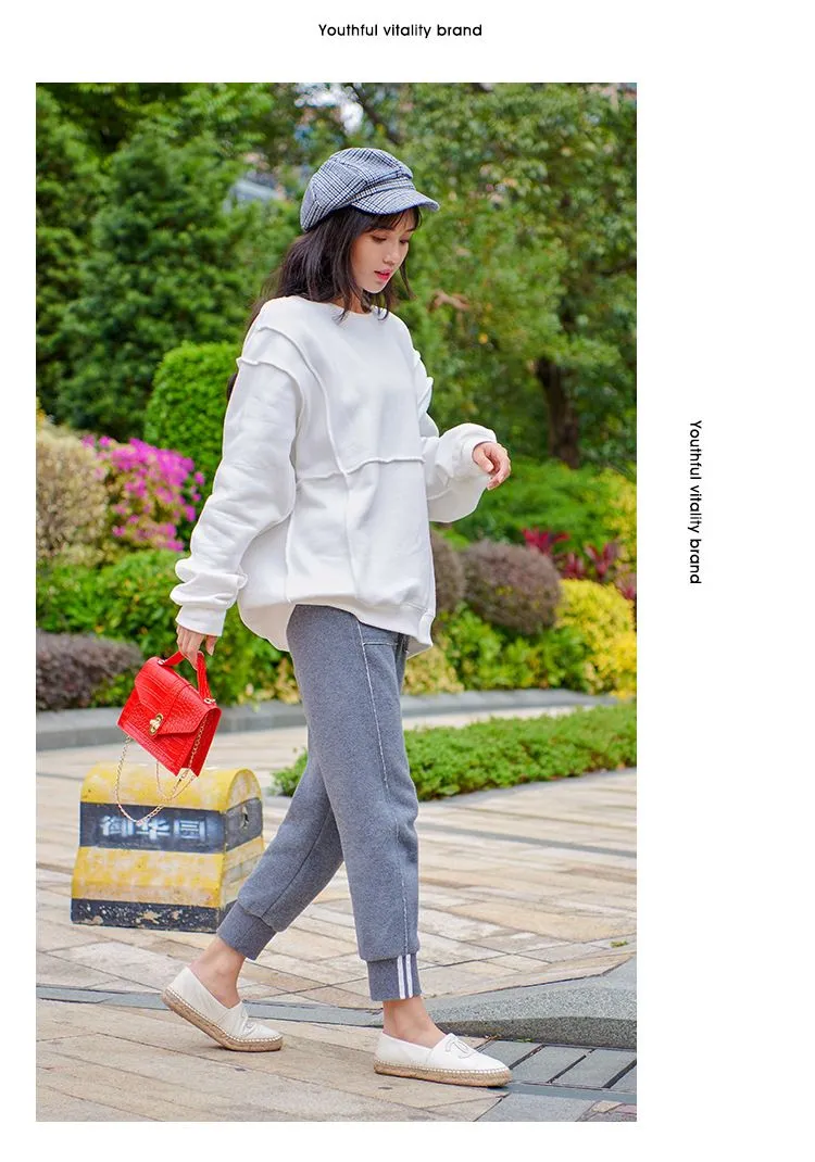 2024 Korean Fashion Versatile Women's Small Square Bag with Lock Chain, Shoulder Crossbody Handbag, Multiple Colors Available showcase 14