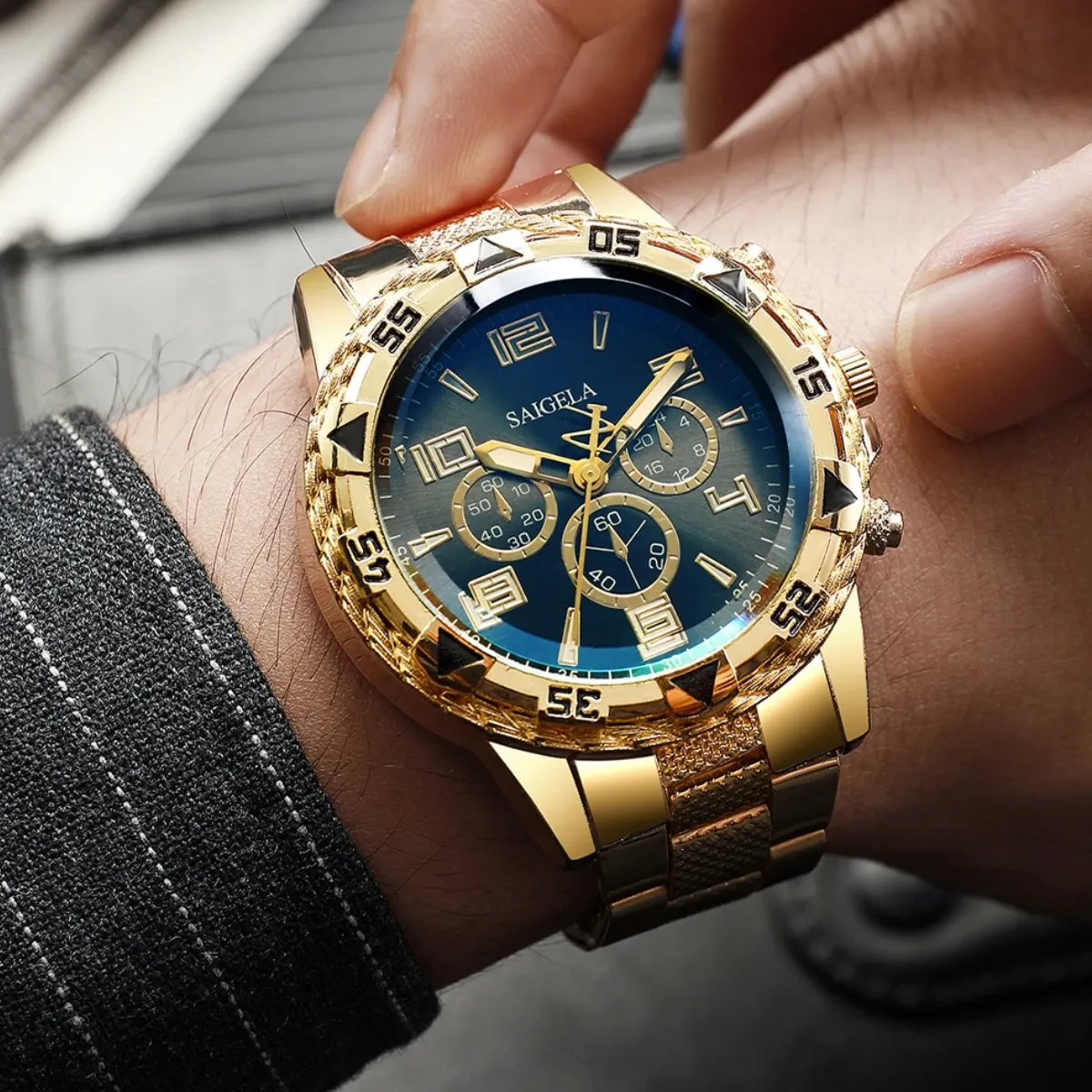 Men's Business Quartz Watch Set - Fashion Arabic Dial Steel Band, Durable Alloy Case, CE Certified, Water Resistant for Daily Wear showcase 3