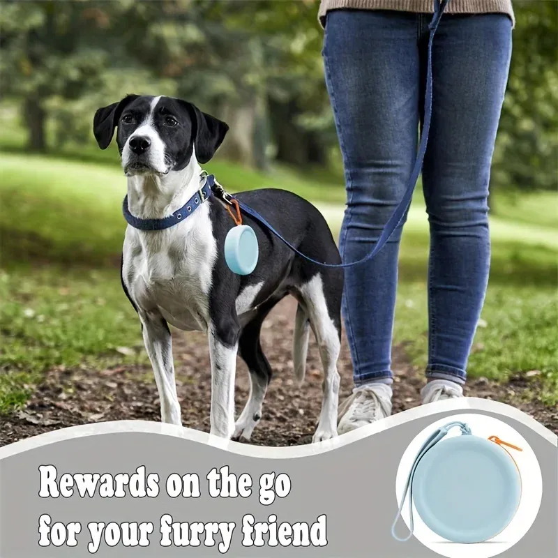 Silicone Dog Treat Training Pouch Bag - Waterproof Outdoor Pet Food Snack Holder for Training, Compact & Portable, Also Stores Small Items showcase 5