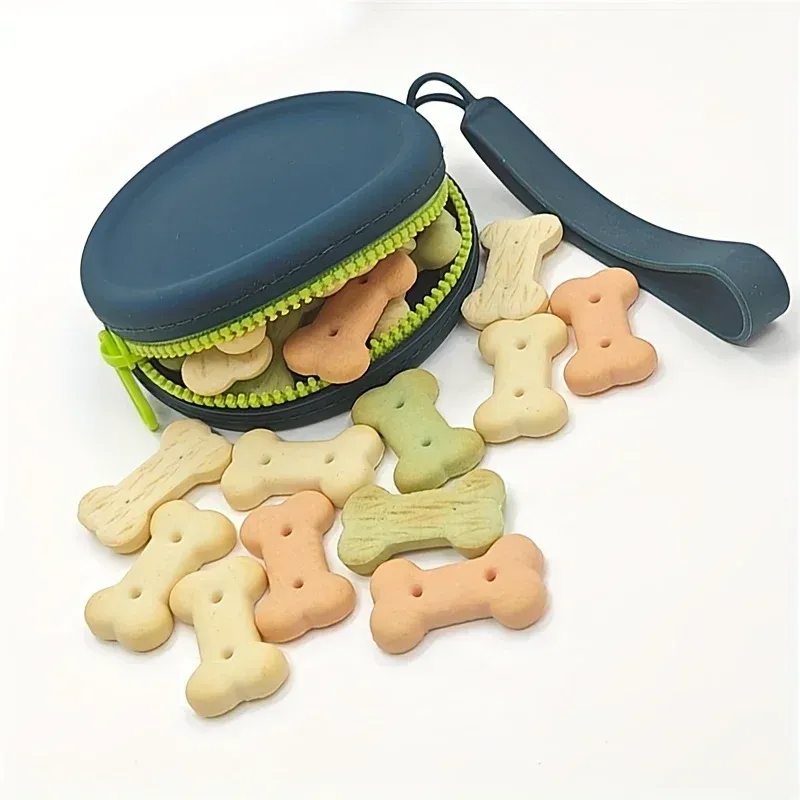 Silicone Dog Treat Training Pouch Bag - Waterproof Outdoor Pet Snack Holder for Dog Training, Compact & Portable, Also Stores Earphones & Cosmetics showcase 3