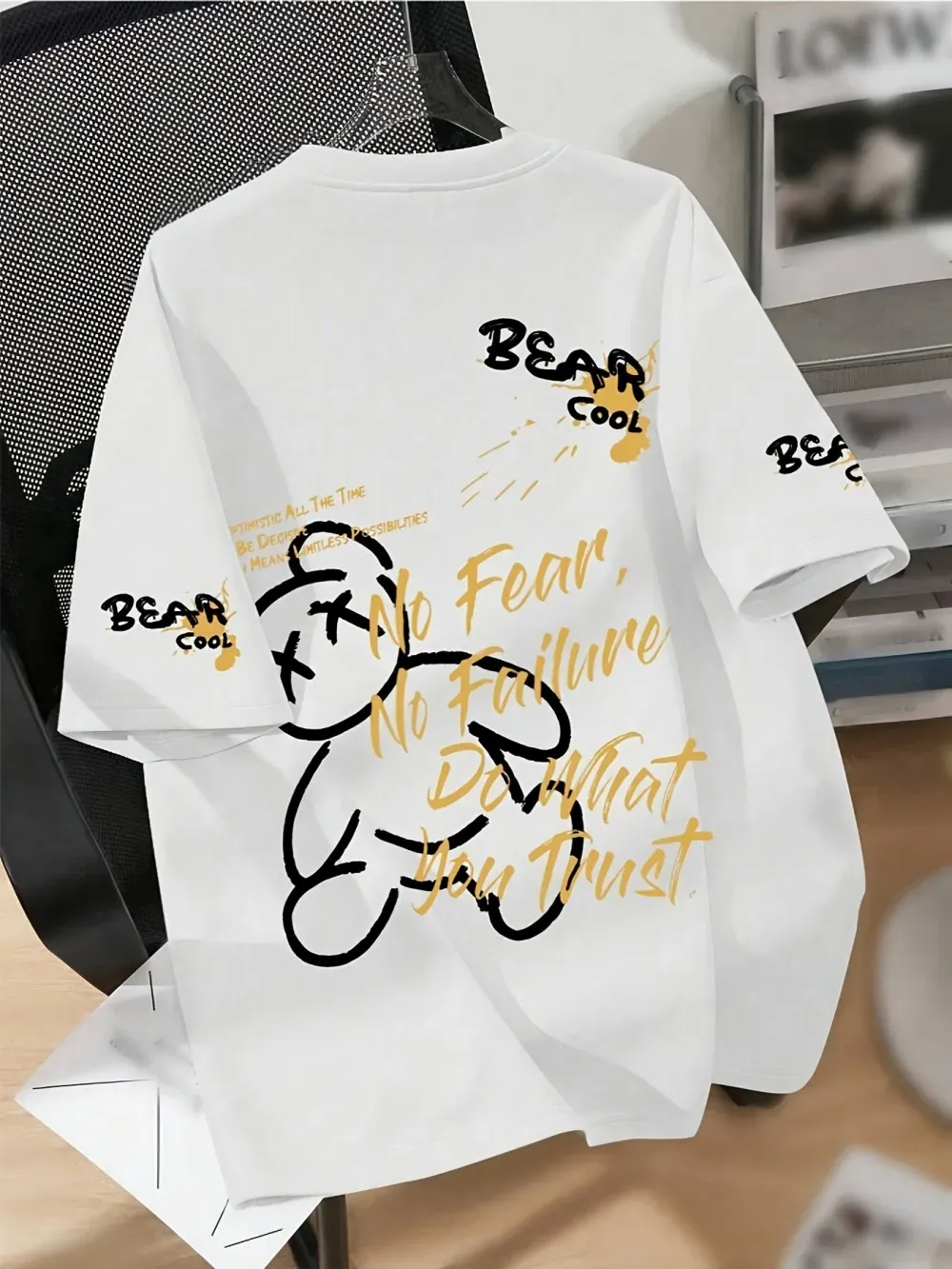 Summer Men's Breathable Cartoon Bear Print T-Shirt Round Neck Casual Short Sleeve Top for Daily Wear & Gifting thumbnail 2