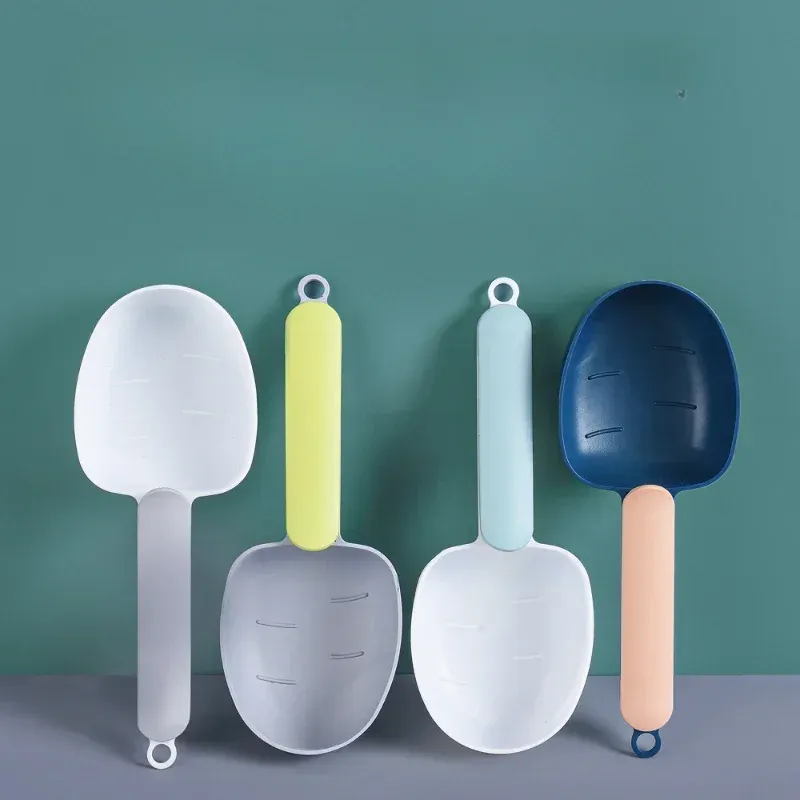 Multifunctional Rice Spoon with Clip - Durable Plastic Kitchen Utensil for Grains, Long Handle, Practical Design for Easy Serving