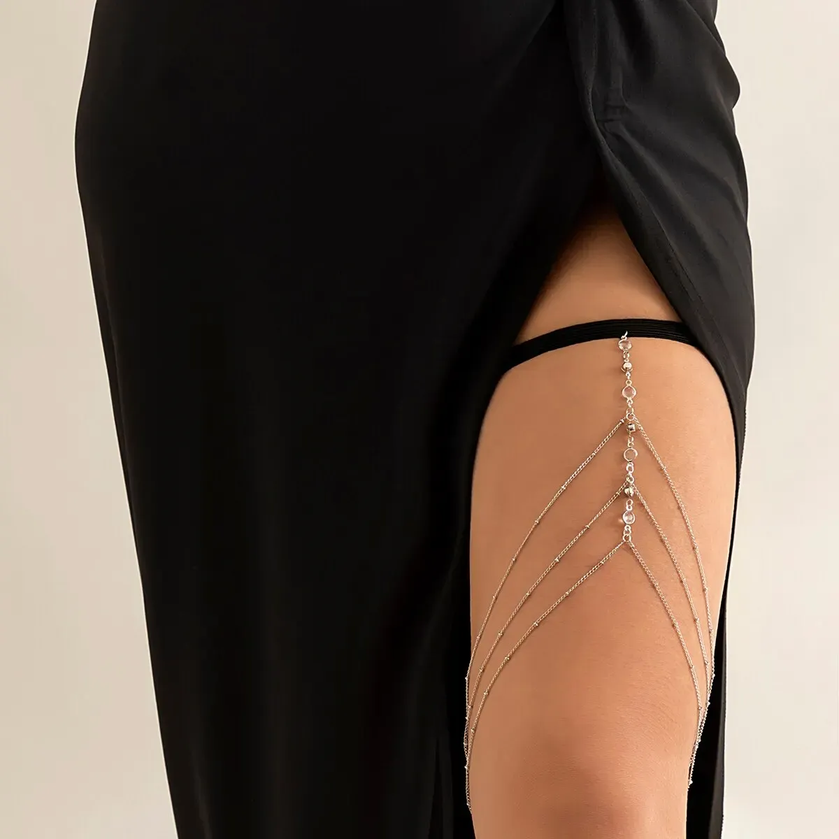 Boho Crystal Thigh Chain for Women - Sexy Elastic Band Multilayer Tassel Leg Jewelry for Summer Beach Dresses showcase 3