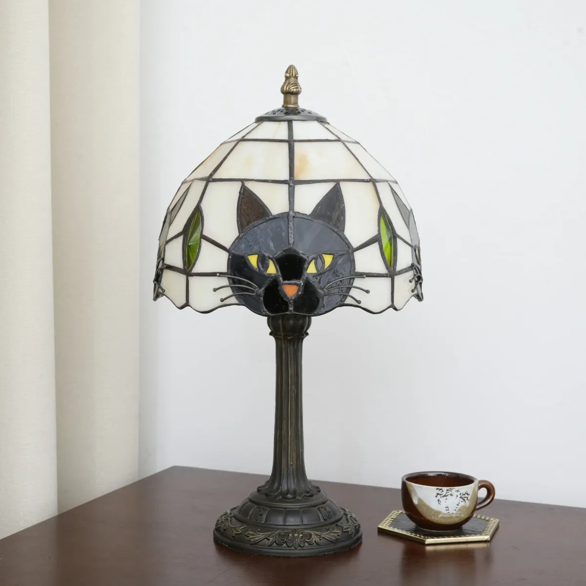 Cute Black Cat Table Lamp for Bedroom Nightstand Decor, Animal Nursery Bedside Lamp for Kids Study Room, Adorable Desk Lamp for Girl's Room showcase 7
