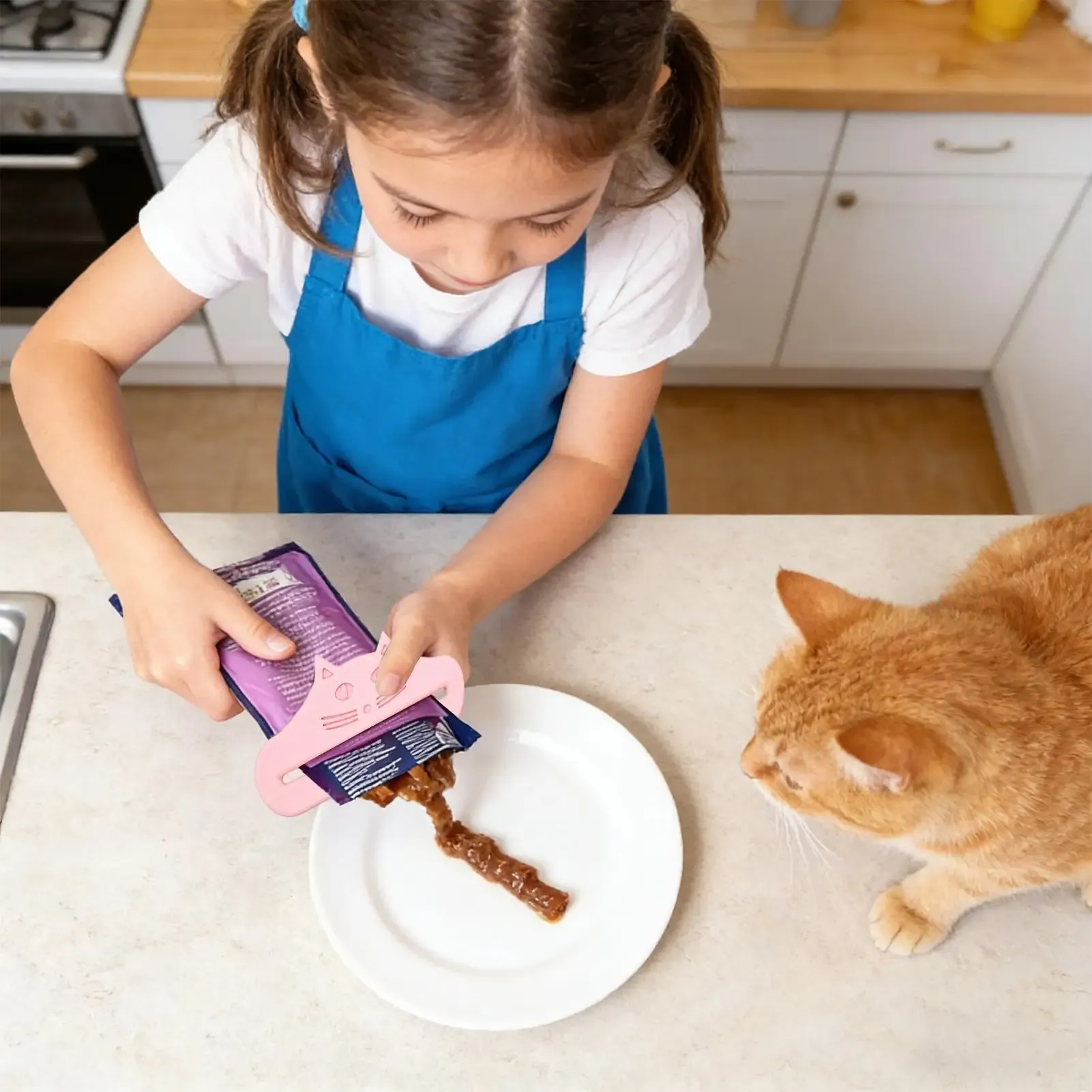 Cat Food Pouch Squeezer Dispenser for Wet Treats - No-Drip Liquid Snack Spoon for Easy Feeding & Travel thumbnail 2