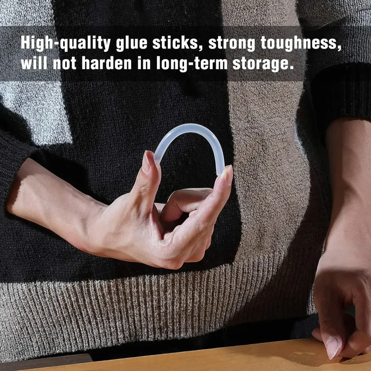 Transparent Hot Melt Glue Sticks 7mm 11mm - Strong Viscosity for DIY Crafts, Home Repair, Electric Glue Guns - Pack of 20 showcase 9