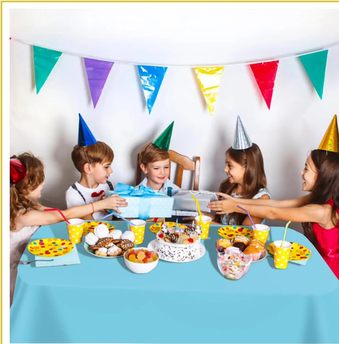 Disposable Plastic Tablecloths 137x274cm/137x183cm - Waterproof, Oil-Proof PEVA Dining Table Covers for Parties, Picnics, BBQs, Outdoor Events - White, Black, Blue, Pink, Yellow, Green thumbnail 5