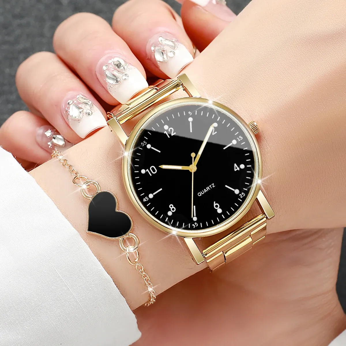Elegant Arabic Dial Women's Watch Set with Matching Bracelets - Fashionable Quartz Wristwatch for Ladies, Durable Alloy Case, CE Certified thumbnail 2