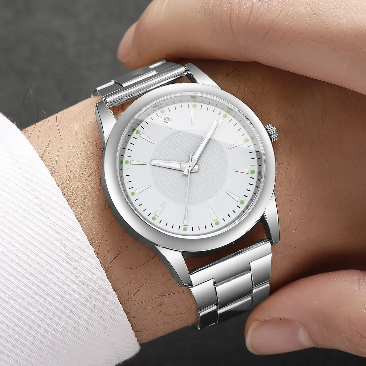 2PCS Couple's Quartz Watch Set for Men & Women - Fashionable Analog Business Style, Durable Alloy Case, CE Certified, Water Resistant for Daily Wear showcase 9