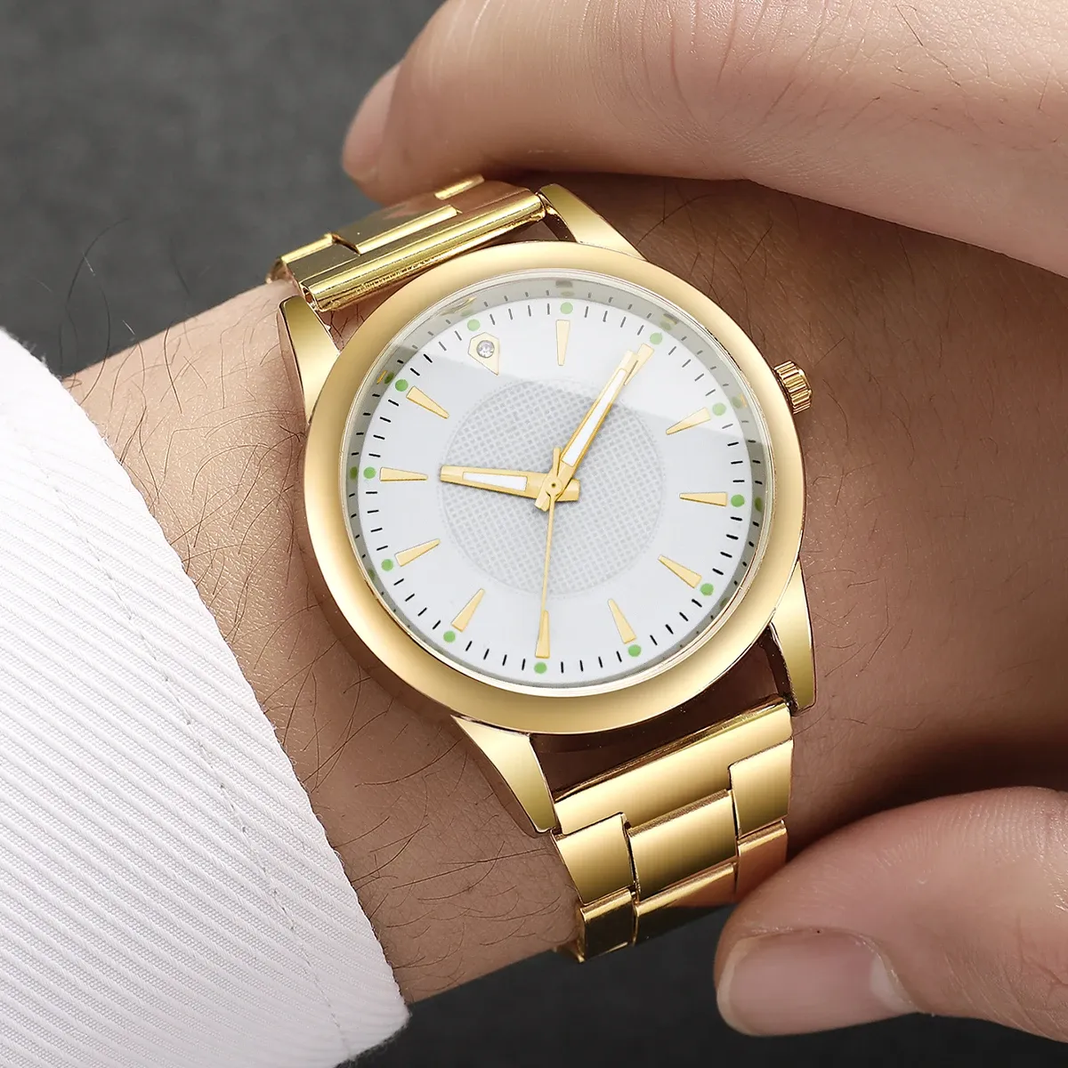 2PCS Couple's Quartz Watch Set for Men & Women - Fashionable Analog Business Style, Durable Alloy Case, CE Certified, Water Resistant for Daily Wear showcase 5