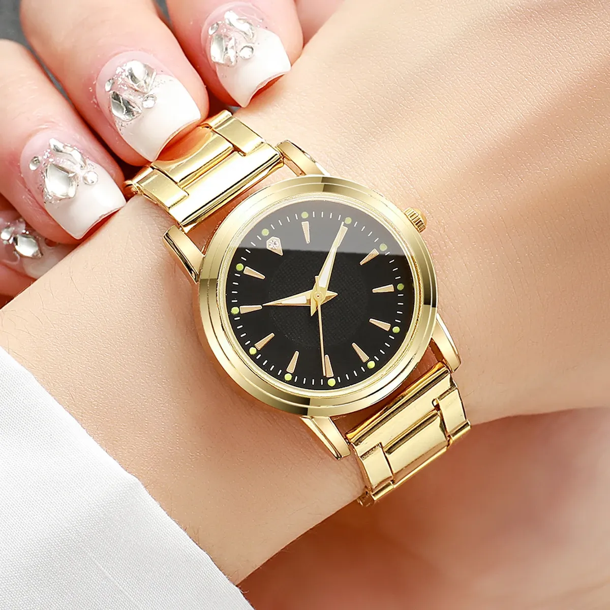 2PCS Couple's Quartz Watch Set for Men & Women - Fashionable Analog Business Style, Durable Alloy Case, CE Certified, Water Resistant for Daily Wear - Image 5