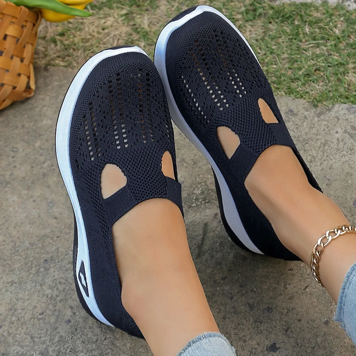 Women's Casual Summer Sneakers - Lightweight Breathable Flat Shoes for All Seasons, Simple Fashionable Design, Comfortable Walking Shoes for Everyday Wear thumbnail 2